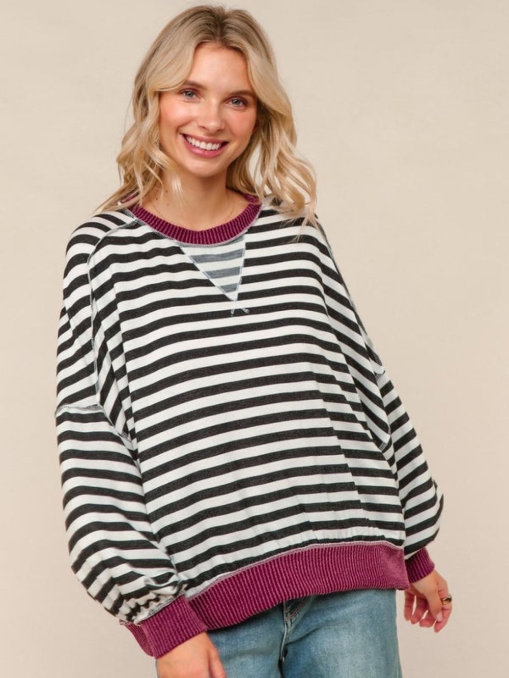 🆕 HAPTICS Crew Neck Loose Fit Stripe
Pullover Knit Top BLACK/WINE MEDIUM